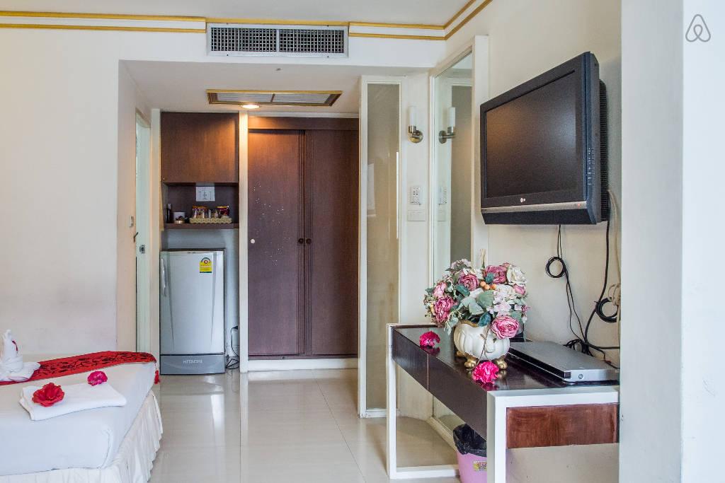 Khurana Inn Бангкок Екстер'єр фото